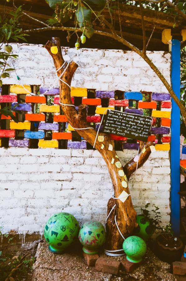 Peace Garden Hostel Auroville Exterior photo